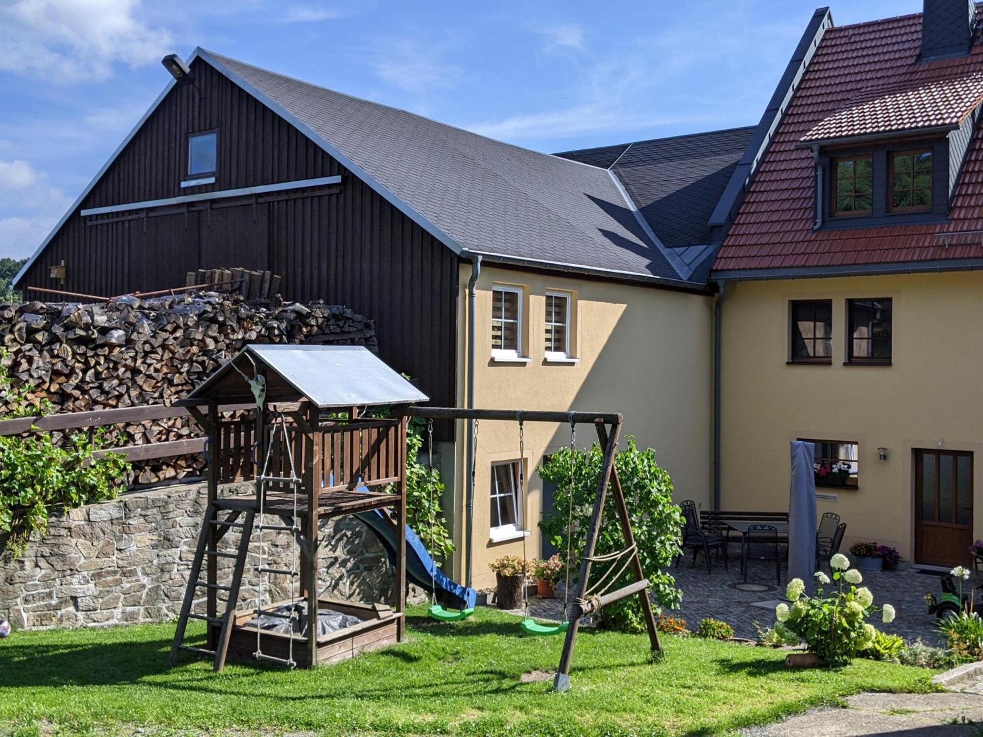 Ferienwohnung Aus-Zeit Auf Dem Lande Bad Gottleuba-Berggiesshuebel Ngoại thất bức ảnh